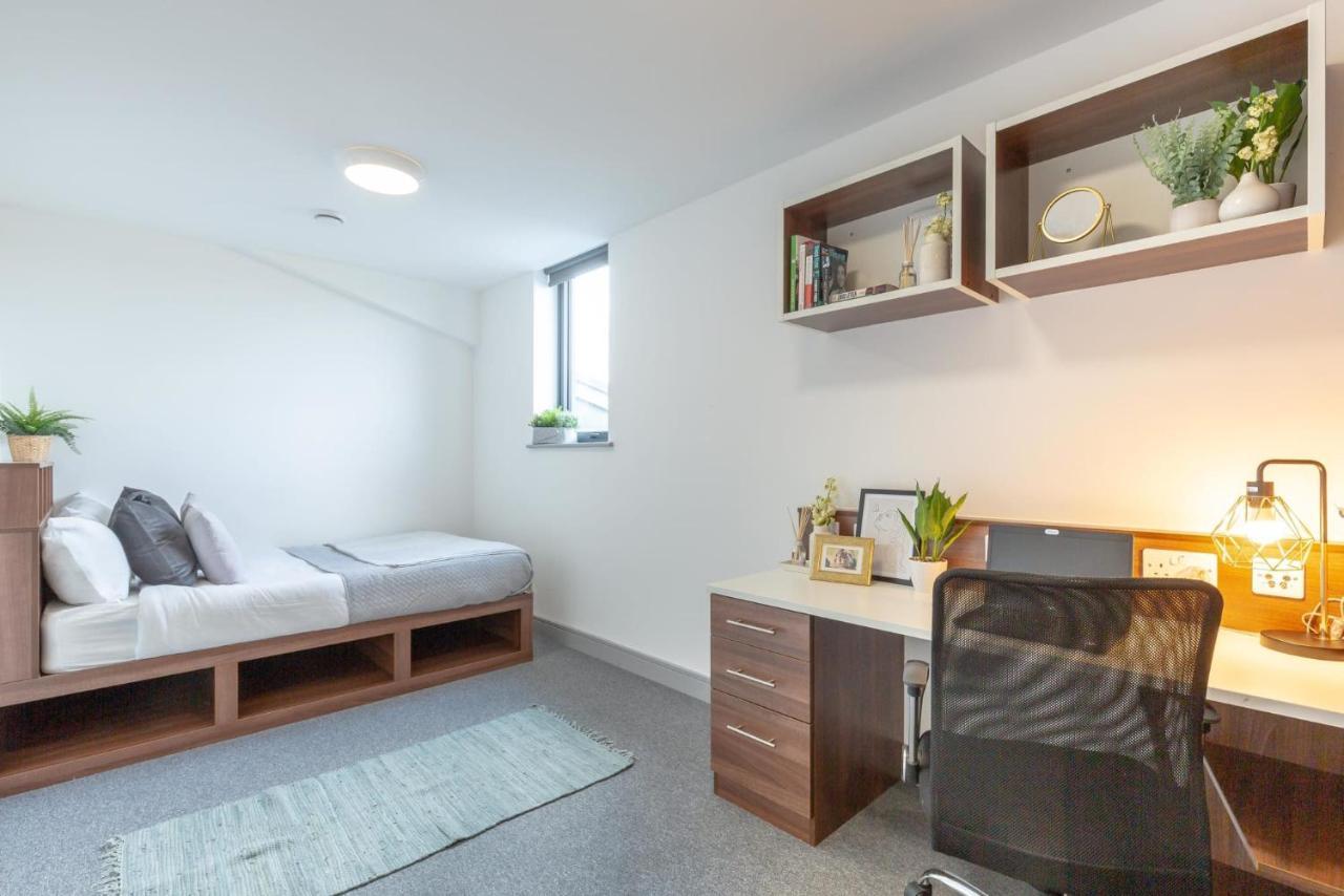 Ensuite Bedrooms And At The Foundry In Leeds Appartamento *